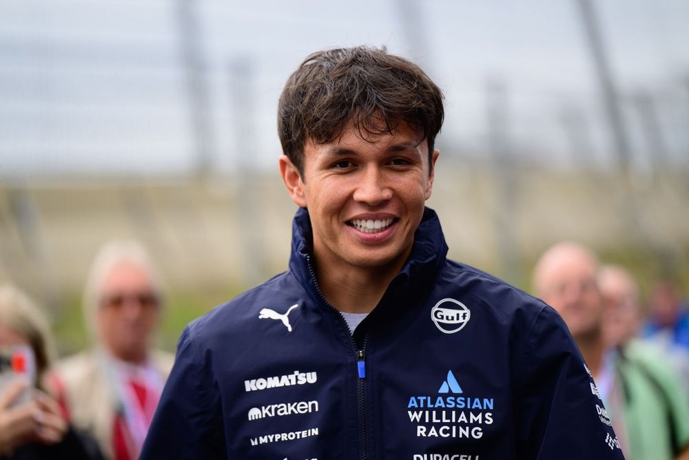 Albon: "Avustralya–Çin–Japonya maratonu insanı mahvediyor"
