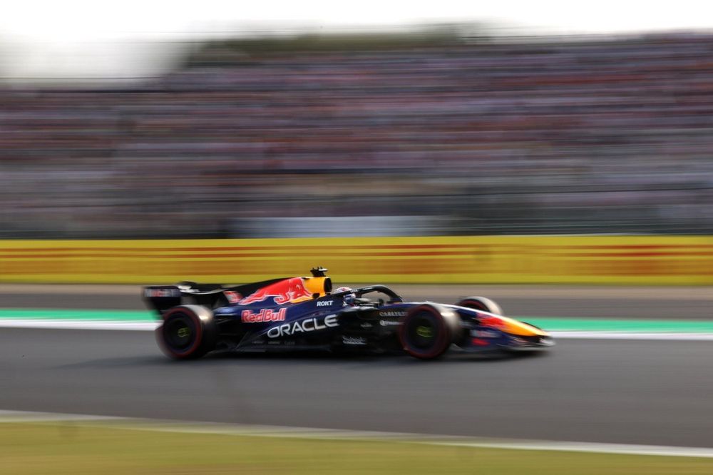 Red Bull, Verstappen’in gazeteciyle olan gerilimini Miami öncesinde sonlandırmak istiyor