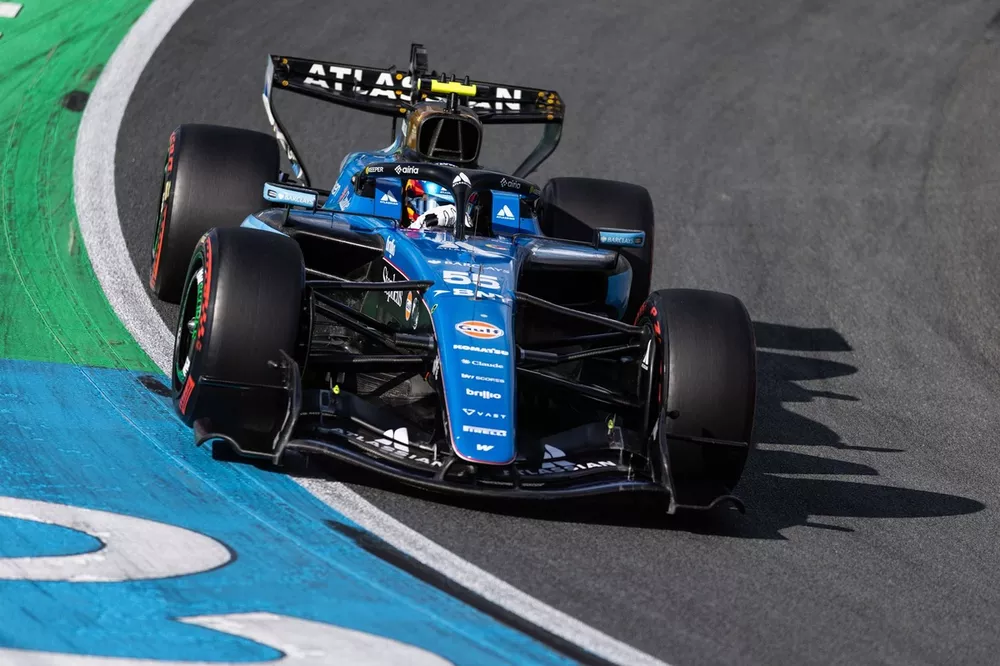 Sainz: “Aston Martin şu anda farklı bir seviyede”
